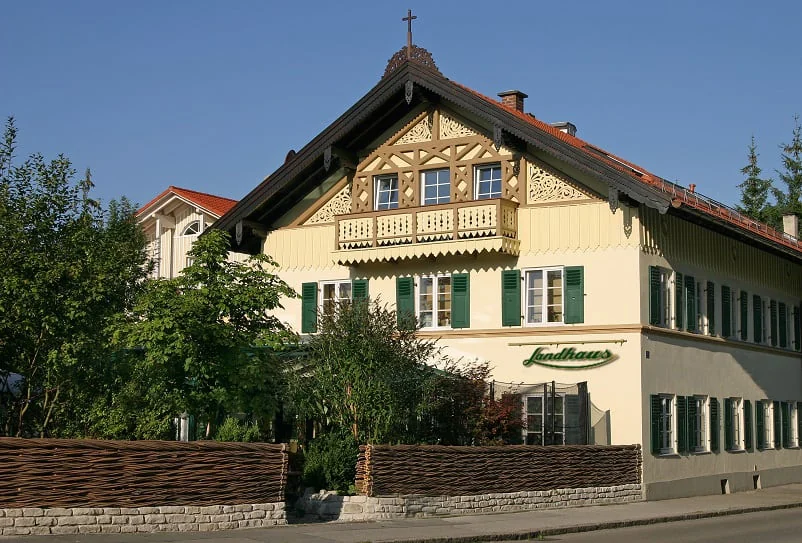 Landhaus Café Restaurant & Hotel – Hotelbild 1